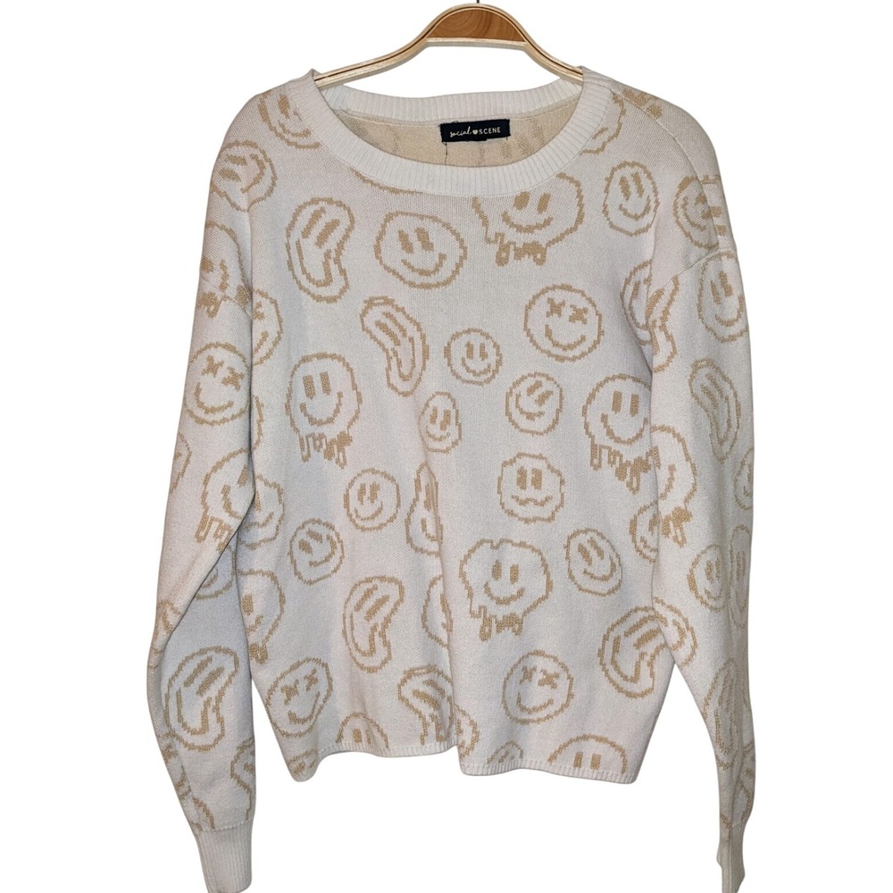 Social Scene Smiley Face Print Crew Neck Pullover Sweater Medium‎